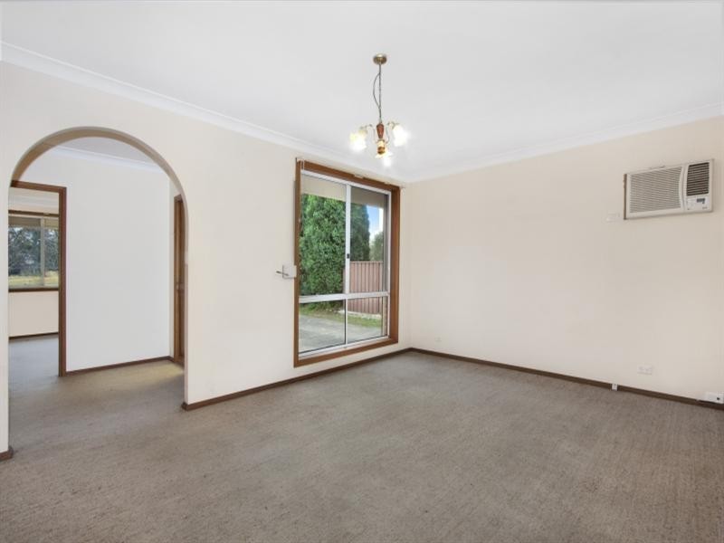 192 Sweethaven Road, Bossley Park NSW 2176
