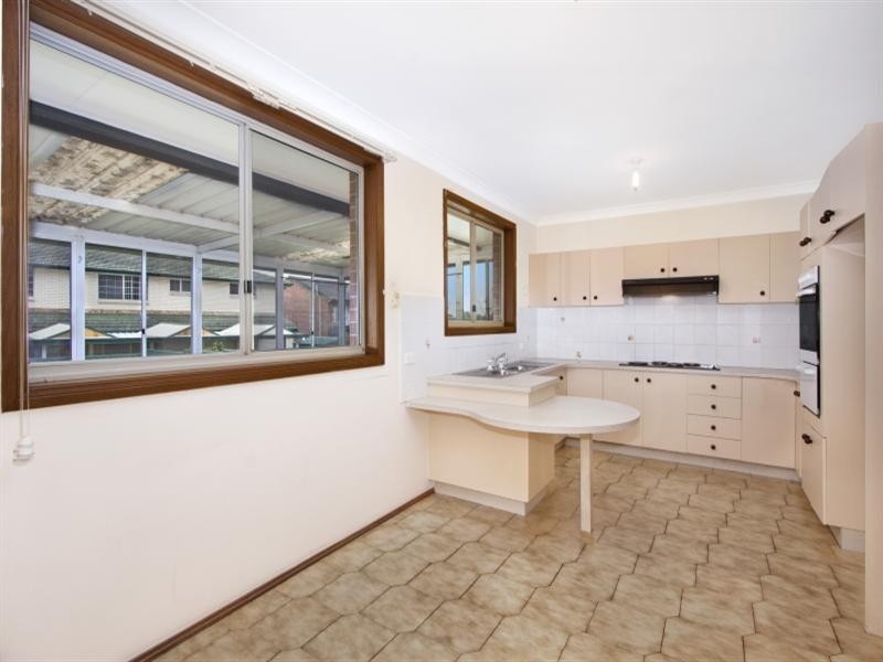 192 Sweethaven Road, Bossley Park NSW 2176