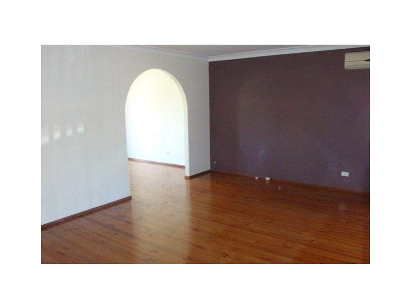 11 Murrumburrah Street, Wakeley NSW 2176