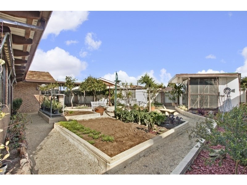 10 Chavin Place, Greenfield Park NSW 2176