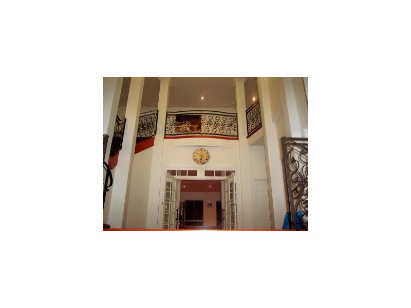 15 Battenberg Close, Cecil Hills NSW 2171