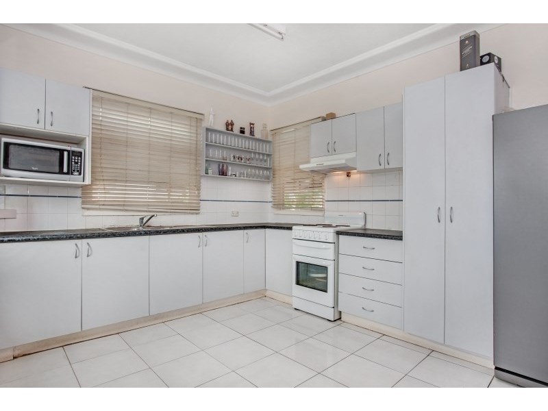 23 Paterson Crescent, Fairfield West NSW 2165