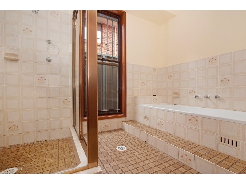 42 Castlereagh Street, Bossley Park NSW 2176