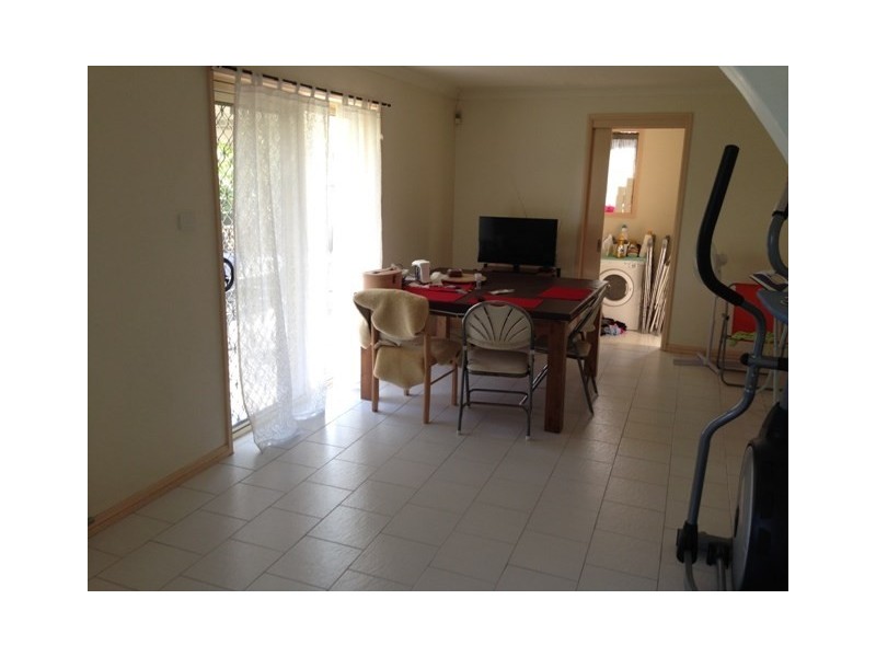 48 Kingfisher Avenue, Bossley Park NSW 2176