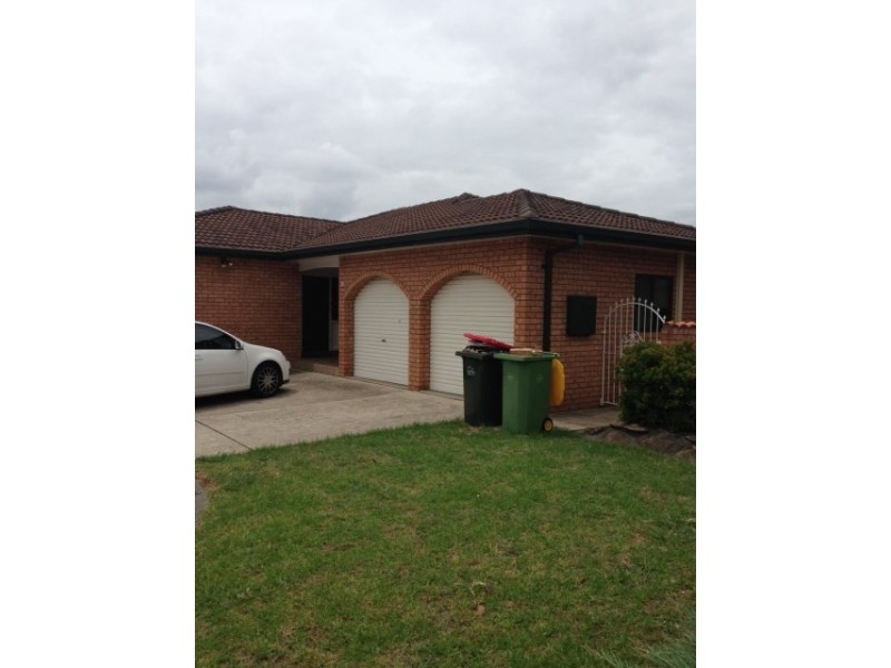 10 Condello Crescent, Edensor Park NSW 2176