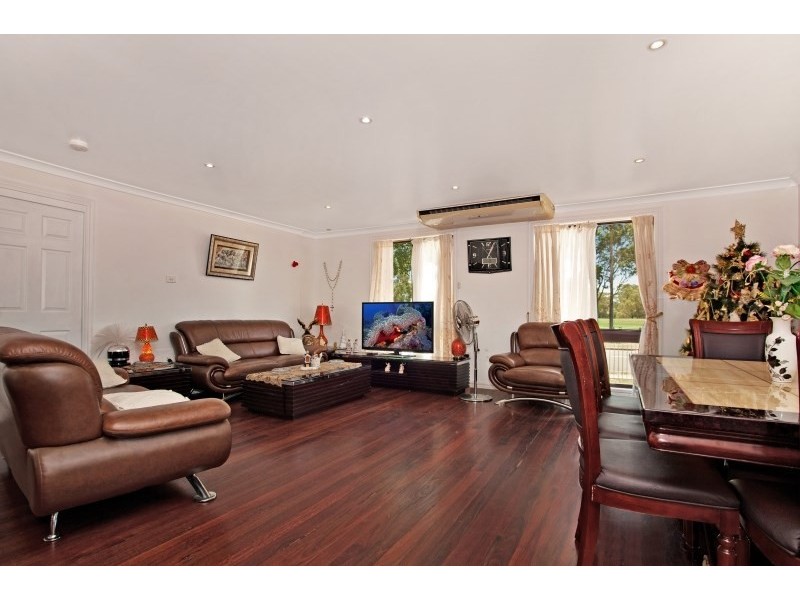 14 Chavin Place, Greenfield Park NSW 2176