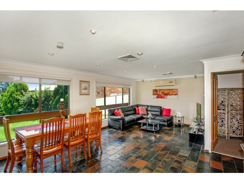 3 Teak Close, Bossley Park NSW 2176