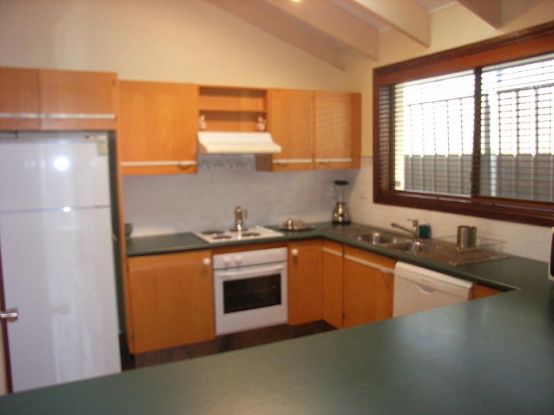 4 Glen Osmond Crescent, Bossley Park NSW 2176