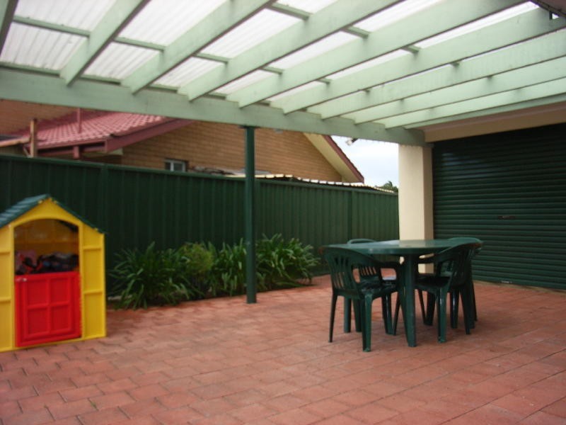 4 Glen Osmond Crescent, Bossley Park NSW 2176