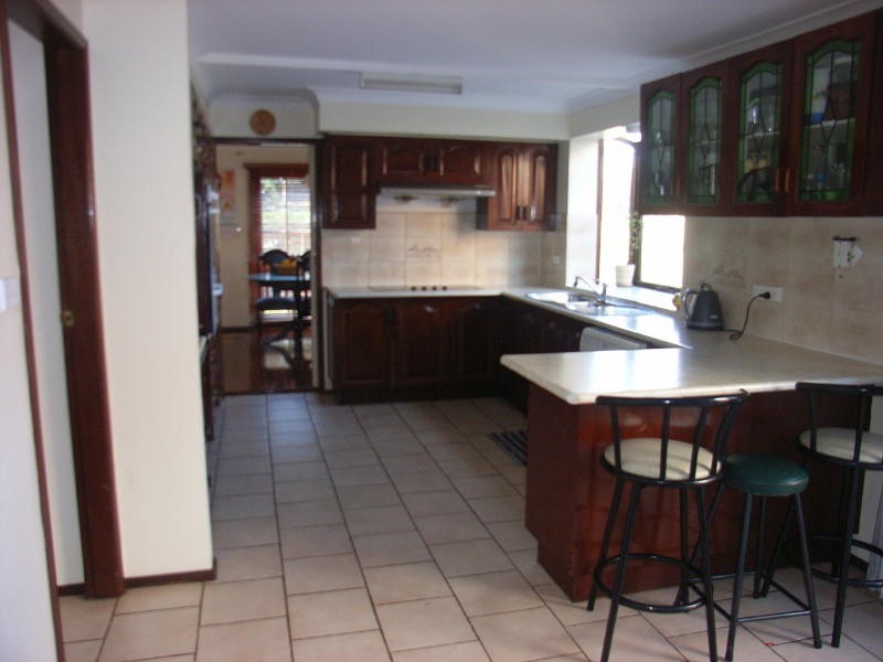 8 Shropshire Close, Wakeley NSW 2176