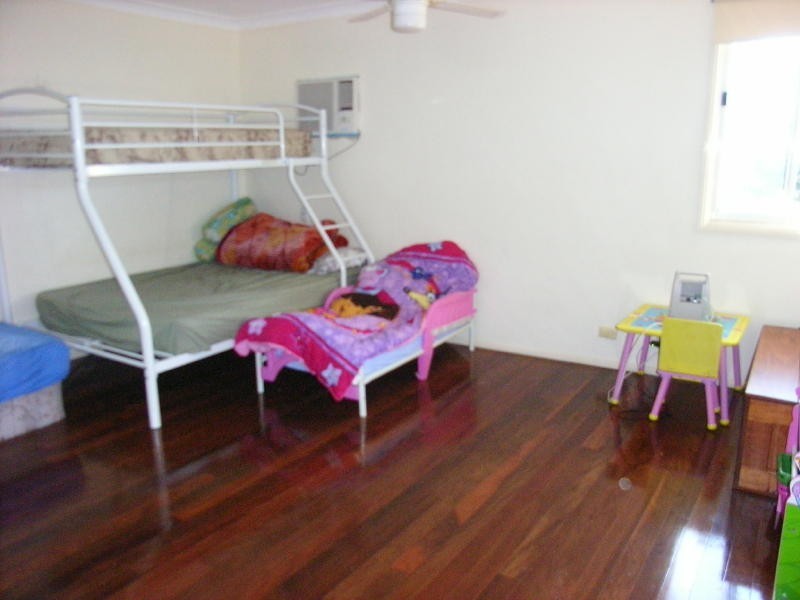 8 Shropshire Close, Wakeley NSW 2176