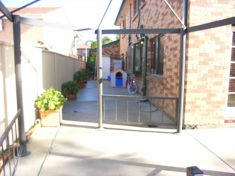 8 Shropshire Close, Wakeley NSW 2176