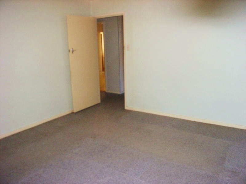 2 Selwyn Place, Fairfield West NSW 2165