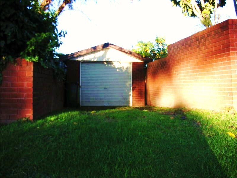 2 Selwyn Place, Fairfield West NSW 2165