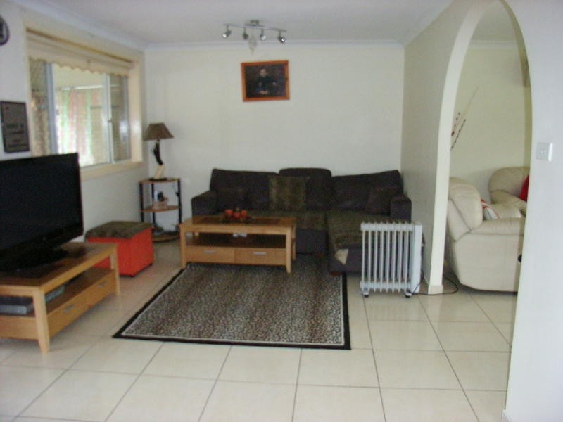 14 Roland Street, Bossley Park NSW 2176