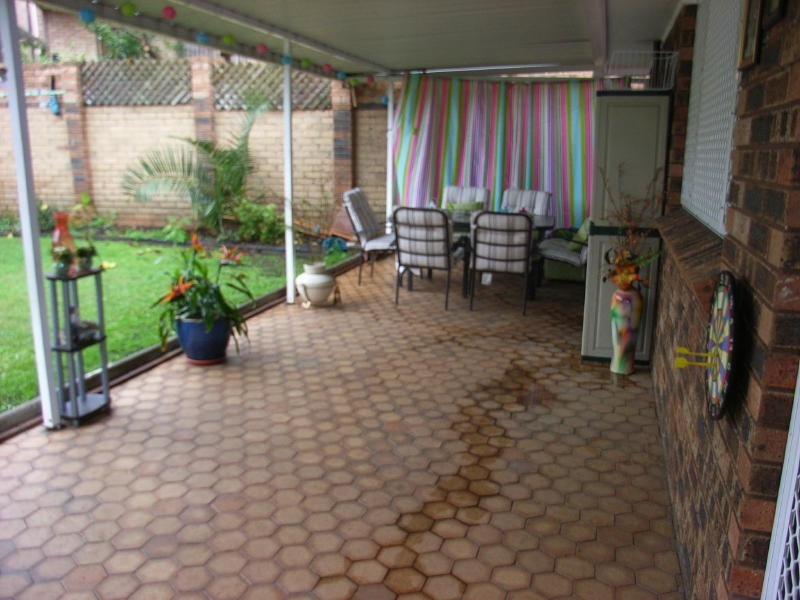 14 Roland Street, Bossley Park NSW 2176