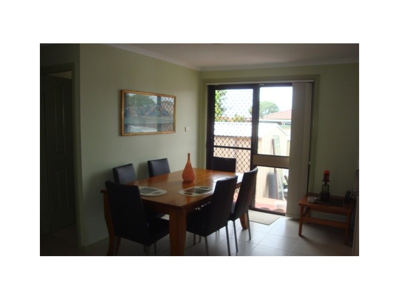 15 Dandenong Close, Bossley Park NSW 2176