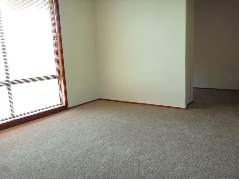 156 Sweethaven Road, Bossley Park NSW 2176