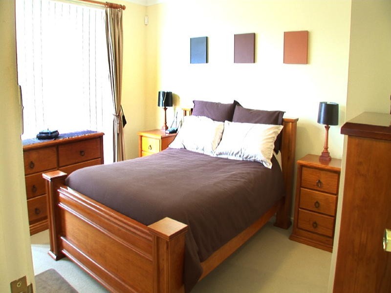 39 Dalbertis Street, Abbotsbury NSW 2176