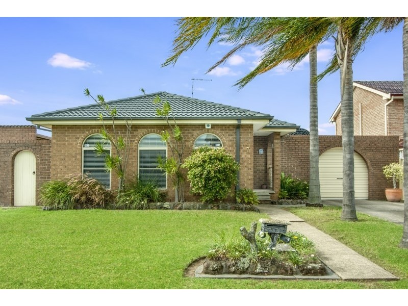 7 Yakima Avenue, Bossley Park NSW 2176