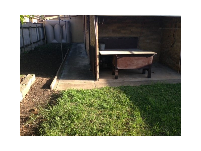 9 Galton Street, Smithfield NSW 2164