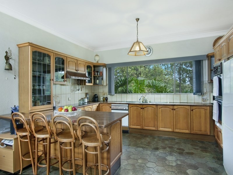 2 McKeown Street, Prairiewood NSW 2176