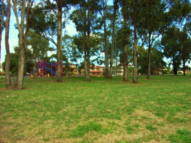 5 Burramy Close, Bossley Park NSW 2176