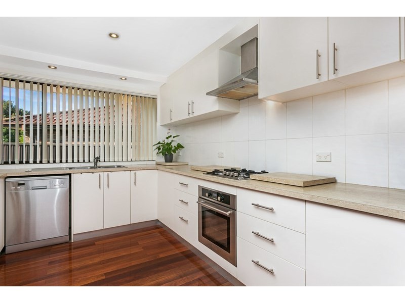 7 Novar Place, St Johns Park NSW 2176