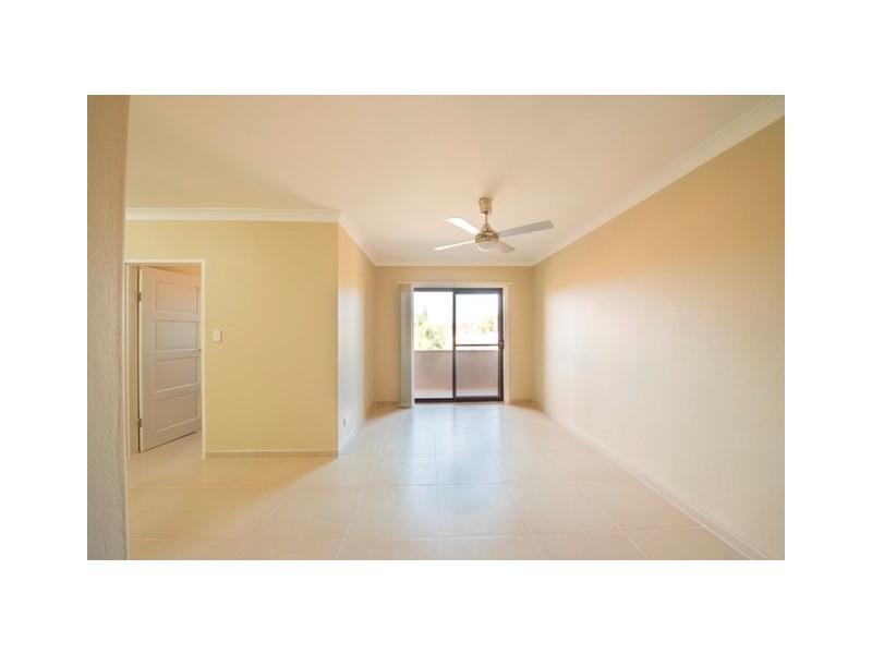 8/41 Mill Road, Liverpool NSW 2170