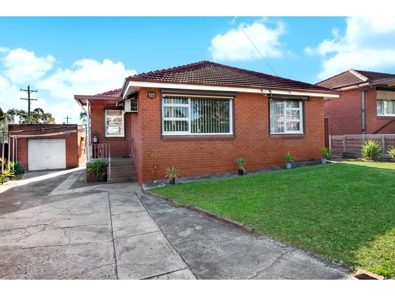 925 The Horsley Drive, Smithfield NSW 2164