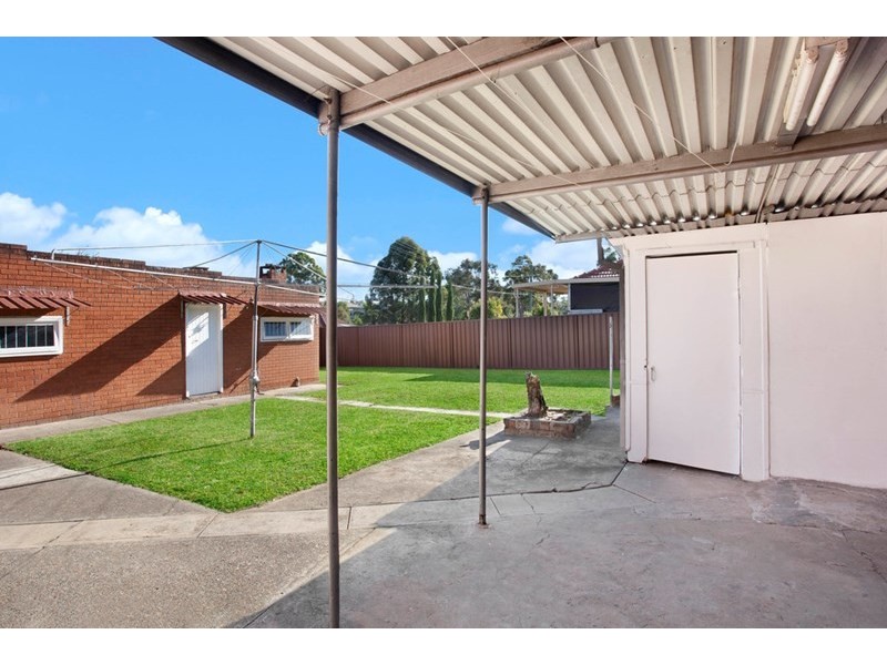 925 The Horsley Drive, Smithfield NSW 2164