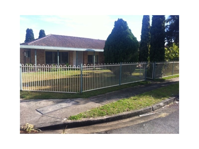 17 Mulligan Street, Bossley Park NSW 2176