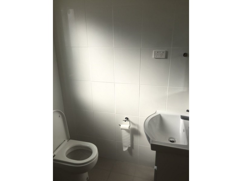 32A Buranda Crescent, St Johns Park NSW 2176