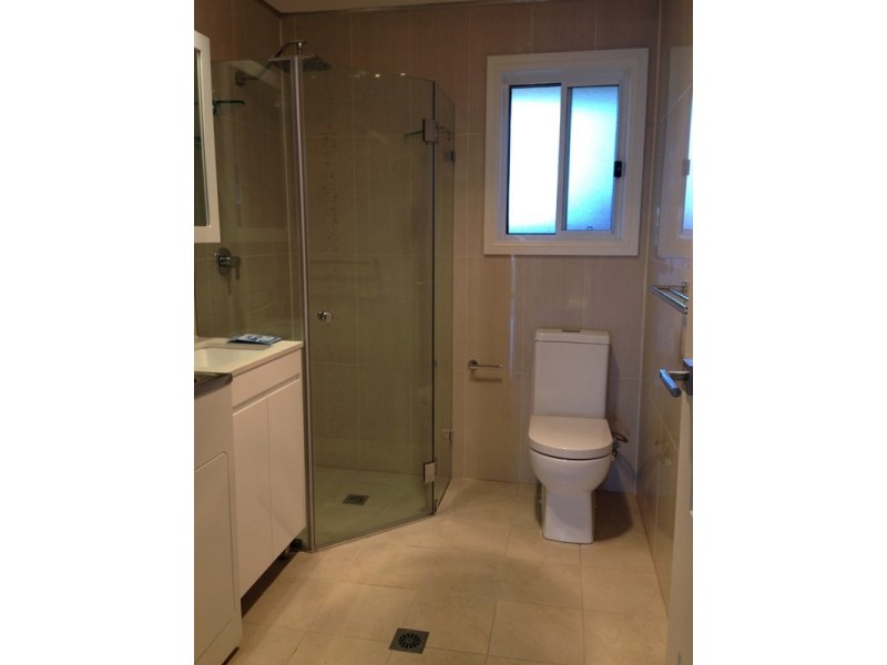 28A Gwandalan Road, Edensor Park NSW 2176