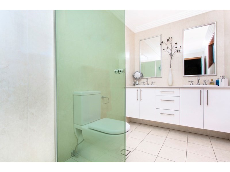 71 Weeroona Road, Edensor Park NSW 2176