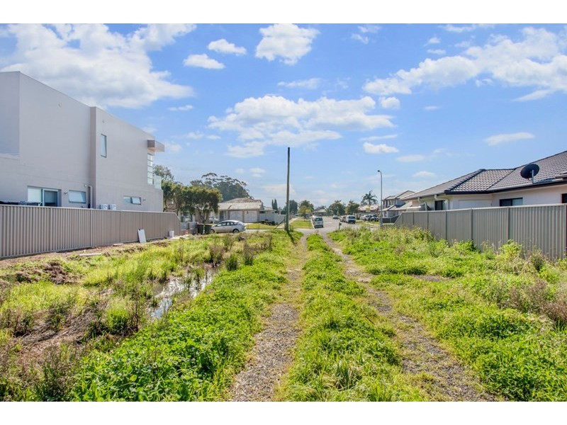 222 Prairie Vale Road, Bossley Park NSW 2176