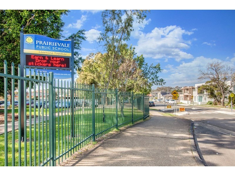 222 Prairie Vale Road, Bossley Park NSW 2176
