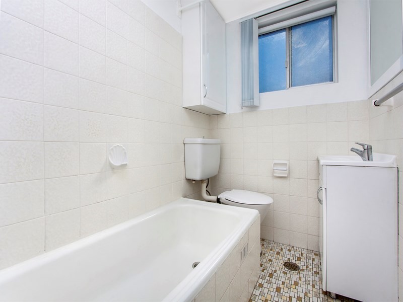 13/3 Drummond Street, Warwick Farm NSW 2170