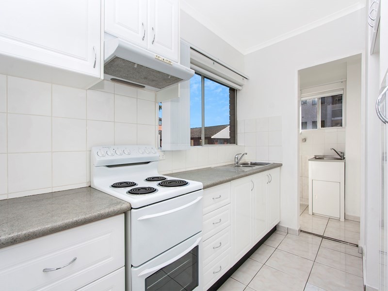 13/3 Drummond Street, Warwick Farm NSW 2170