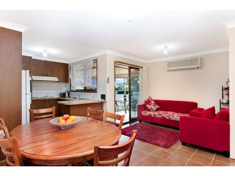 22 Salter Road, Bossley Park NSW 2176