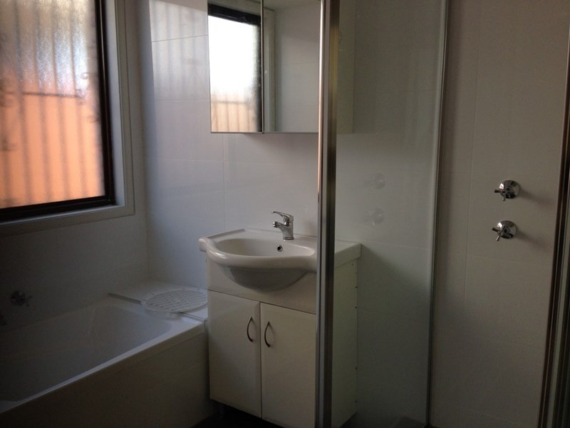 12 Natchez Crescent, Greenfield Park NSW 2176