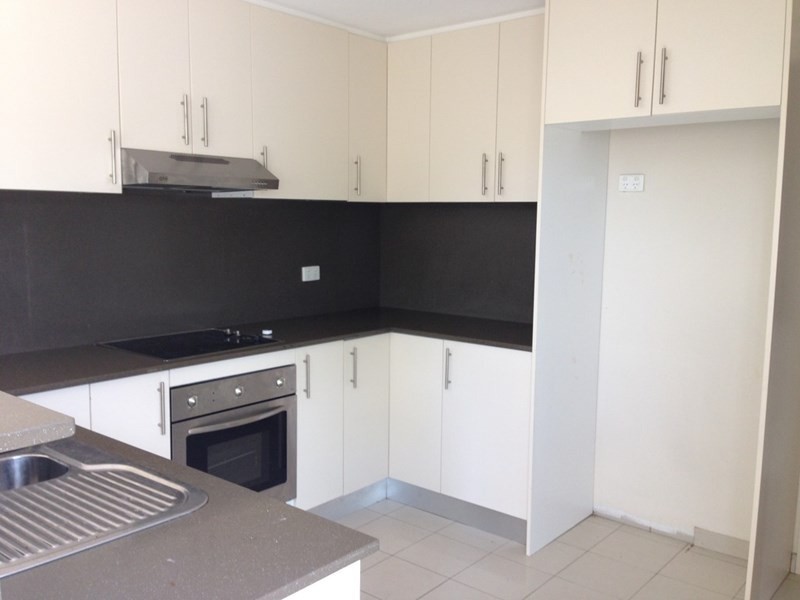 1/9 Rosemont Avenue, Smithfield NSW 2164