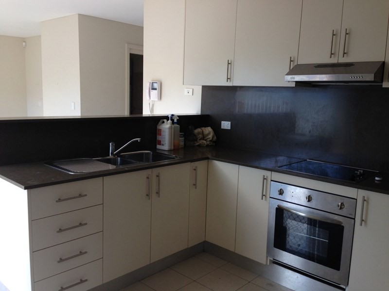 1/9 Rosemont Avenue, Smithfield NSW 2164