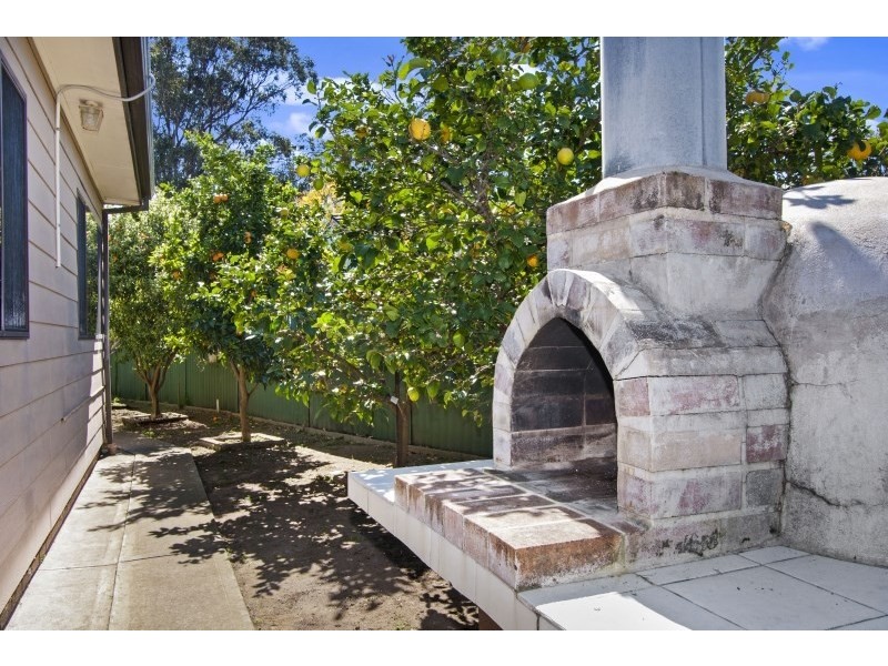 10 Gambier Street, Bossley Park NSW 2176