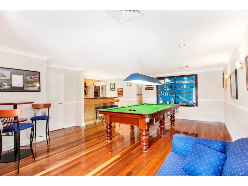 74 Heysen Street, Abbotsbury NSW 2176