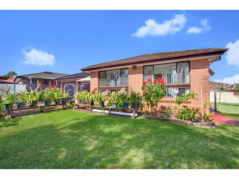 41 Curran Street, Prairiewood NSW 2176