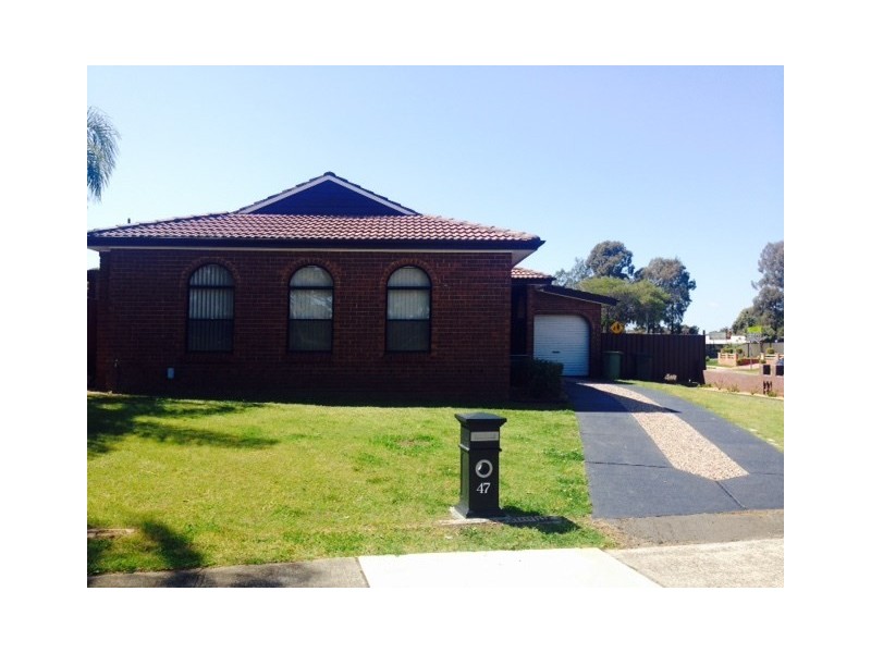 47 Yakima Avenue, Bossley Park NSW 2176