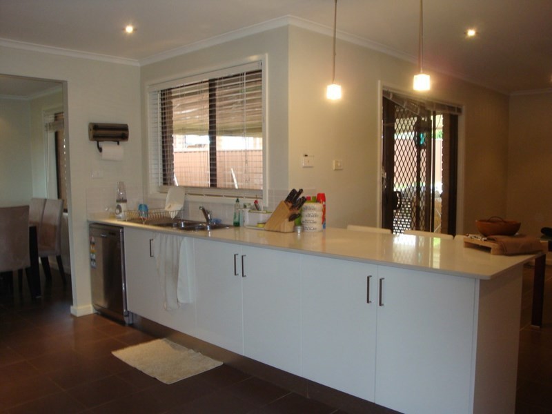 25 Firth Avenue, Green Valley NSW 2168