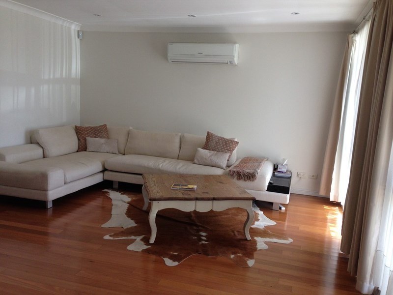 28 Longfellow Street, Wetherill Park NSW 2164