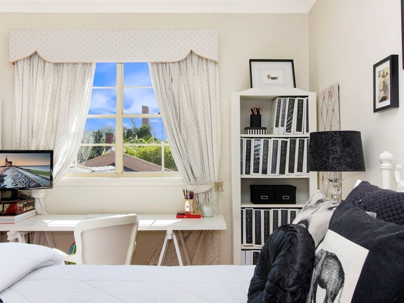 18 Withers Place, Abbotsbury NSW 2176